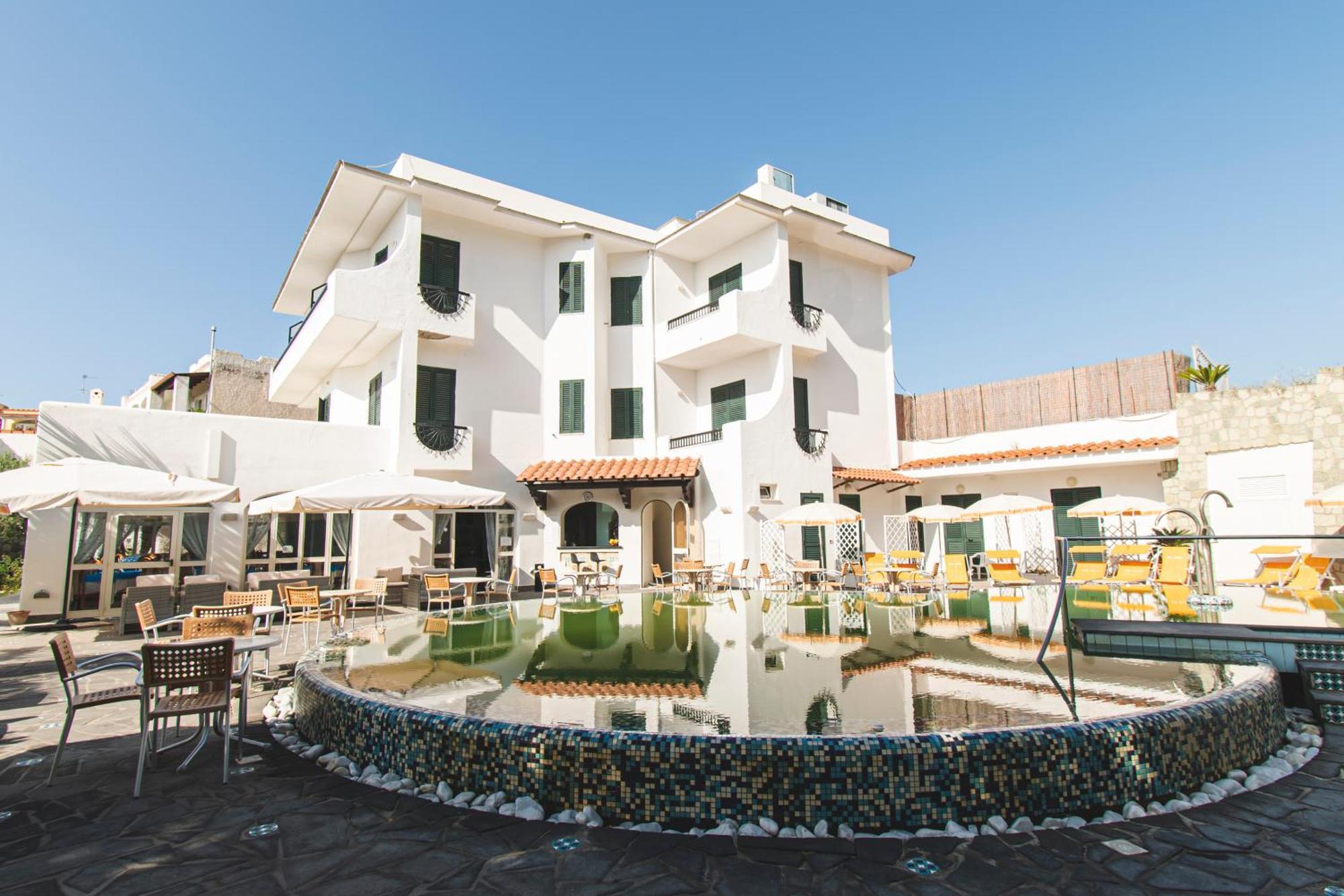 Victoria Park Resort Isquia Exterior foto