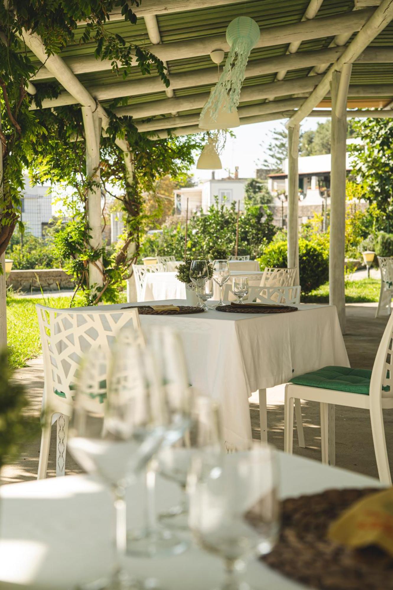 Victoria Park Resort Isquia Exterior foto